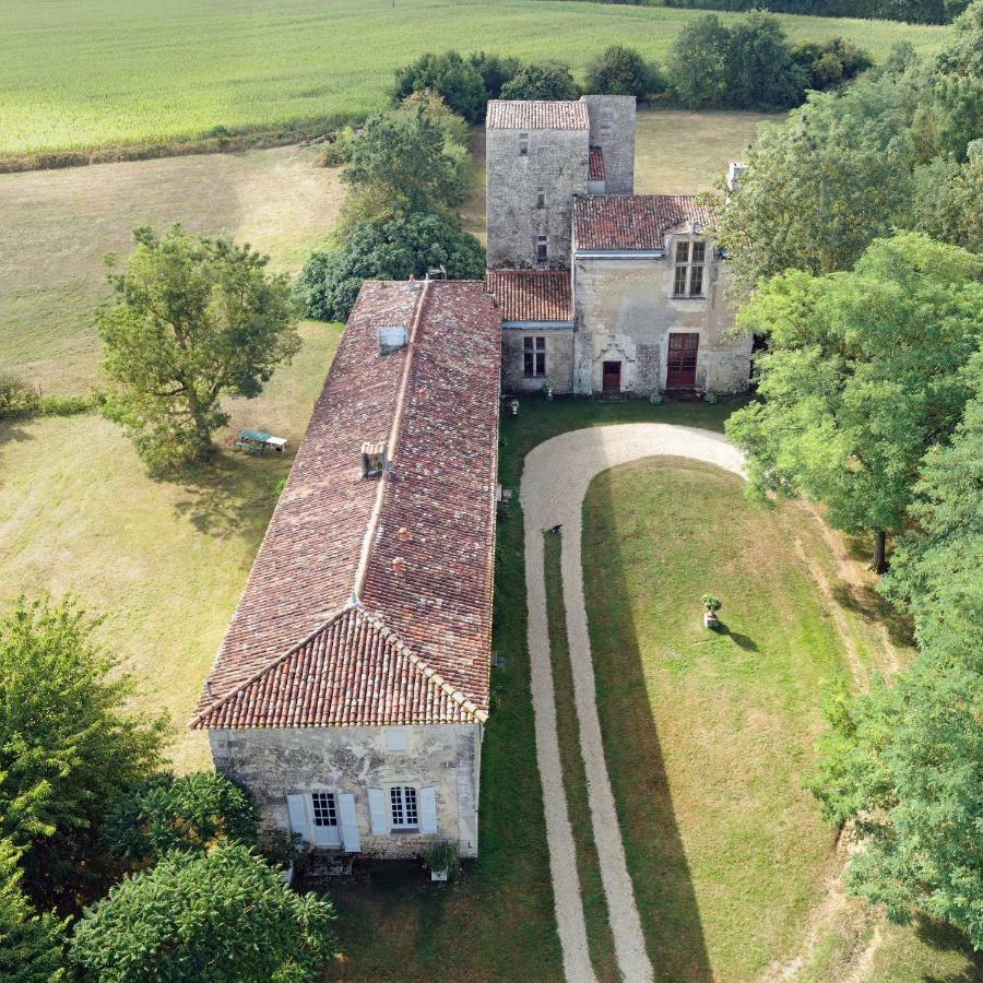 Chateau De Champdolent Exteriér fotografie
